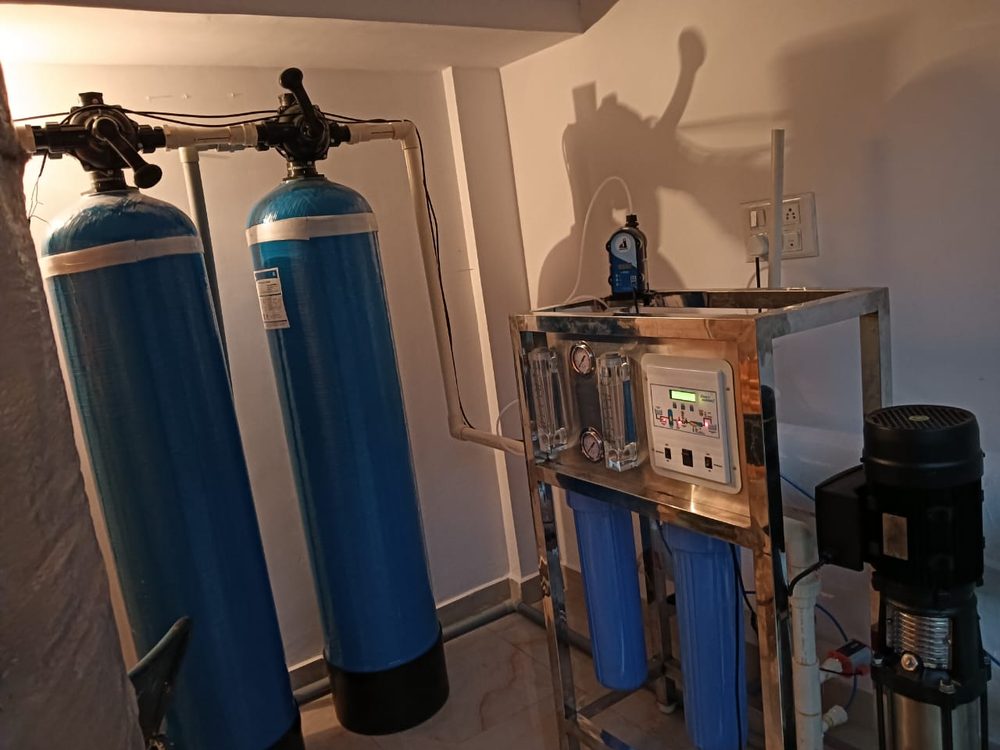Commercial RO plant with twin softener tanks